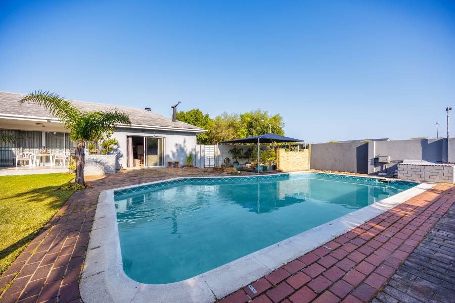 4 Bedroom Property for Sale in Elim Western Cape
